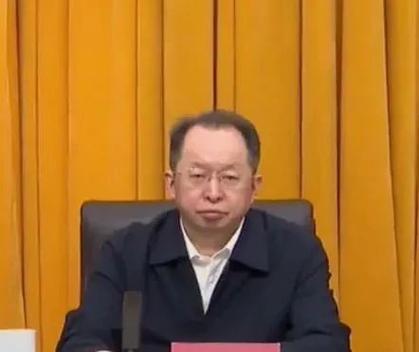 黑龙江原副省长王一新受贿案曝光，司法追责加剧反腐力度