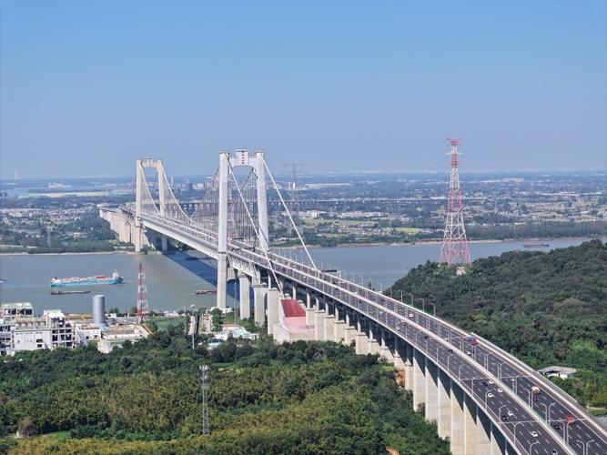 桥梁通达，物流便捷；推动区域发展与民生福祉